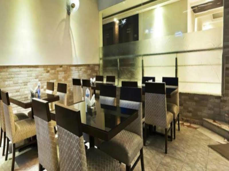 Fabhotel Marble Arch Karol Bagh Delhi  Esterno foto